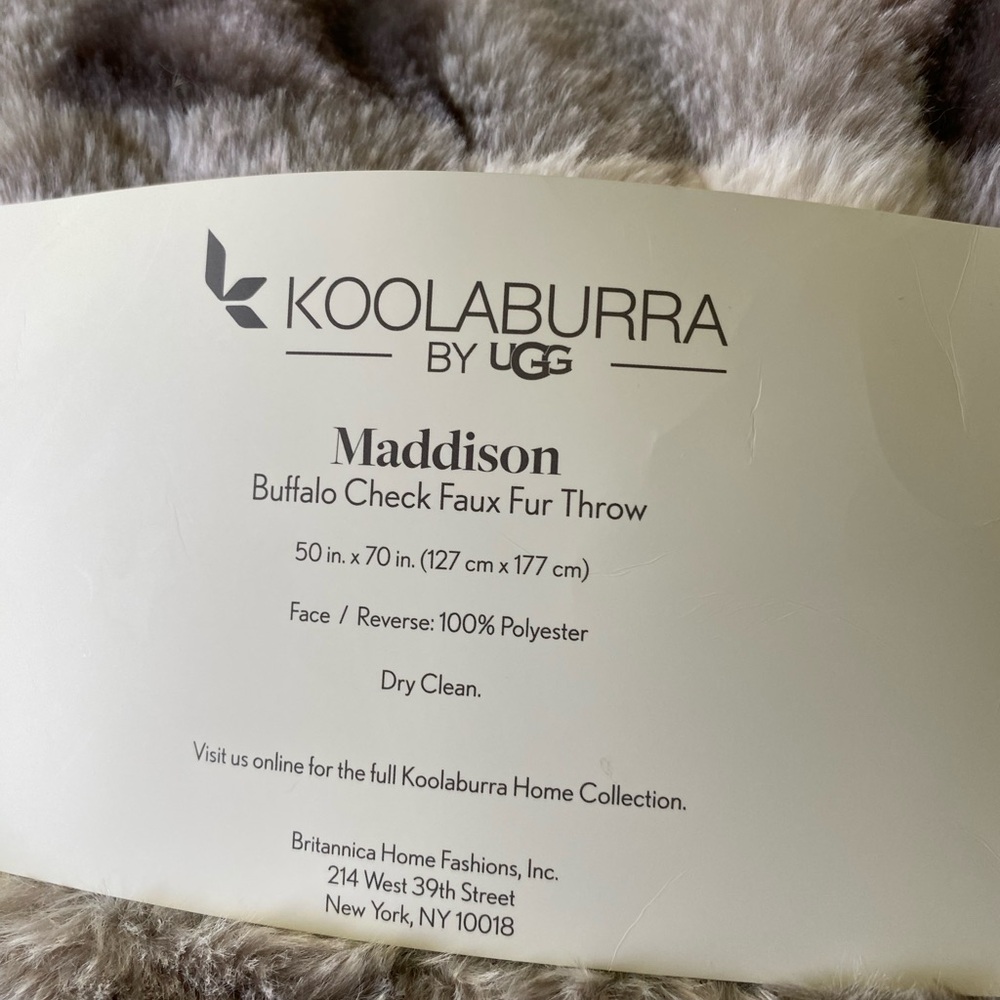 Koolaburra Gray and Cream Plush Throw Blanket